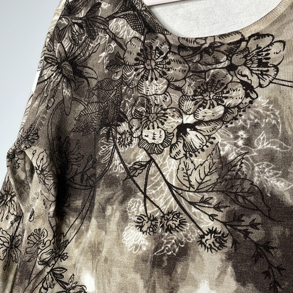 Lavena Long Sleeve Scoop Neck Sweater - Picture 3 of 6